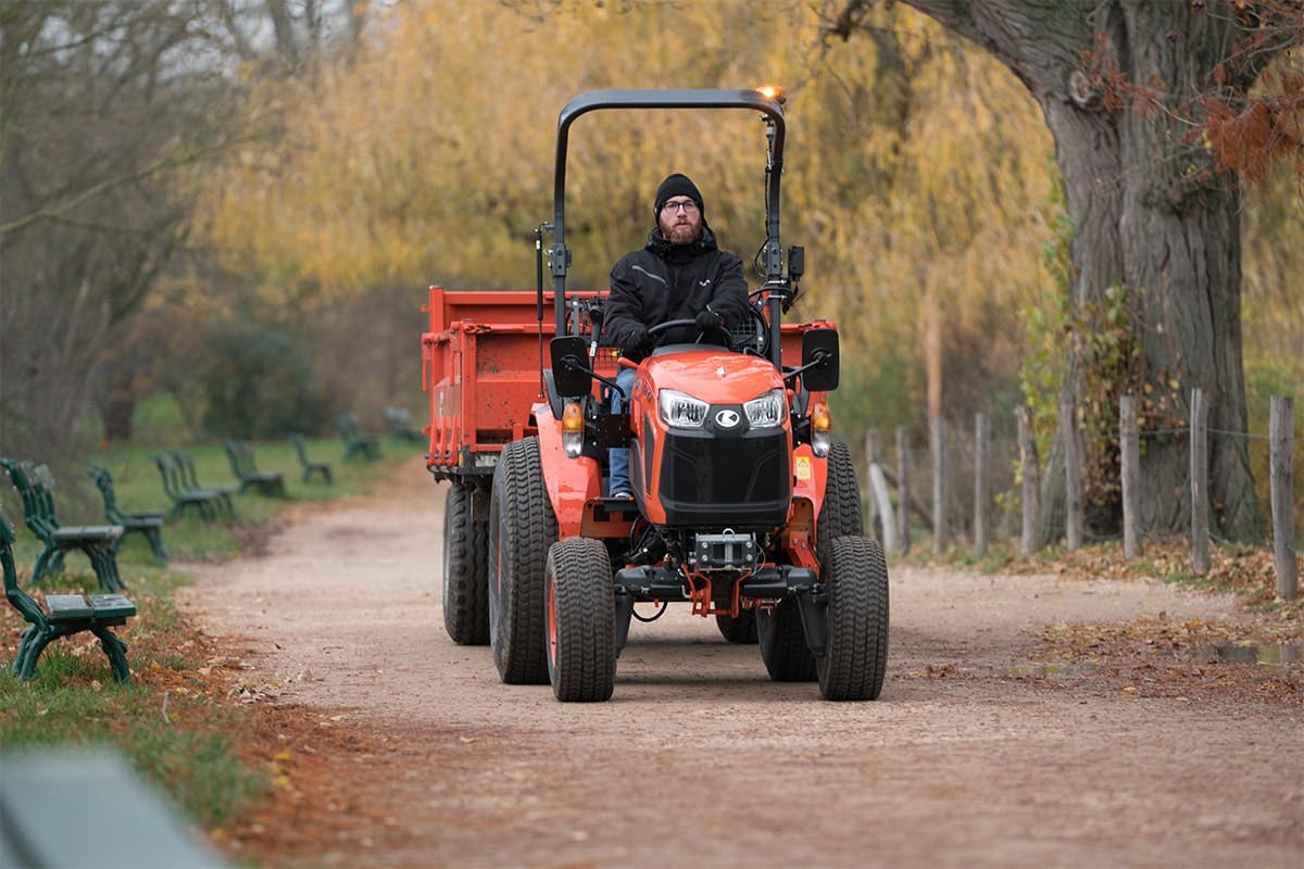 Avrupalı Çiftçiler, 2023 Baharında Çevre Dostu Elektrikli Traktörleri Kullanmaya Başlayacak